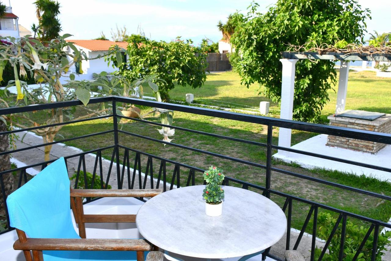 Utopia Kávos Exterior foto